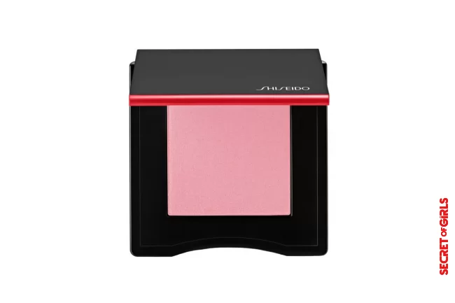 Inspired? Here are the most beautiful blush shades for every skin tone for after-shopping: | Contouring with a lifting effect: That's why we love draping make-up from the 1970s