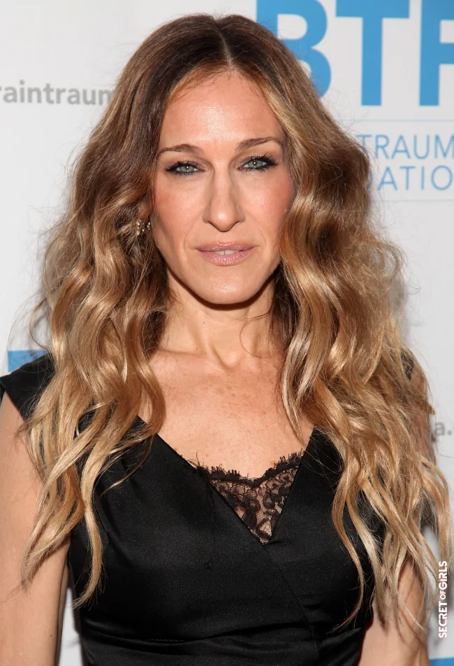 Sarah Jessica Parker | Best Curly Hairstyles Of The Stars - 24 Looks From Natural Frizz To Beach Waves