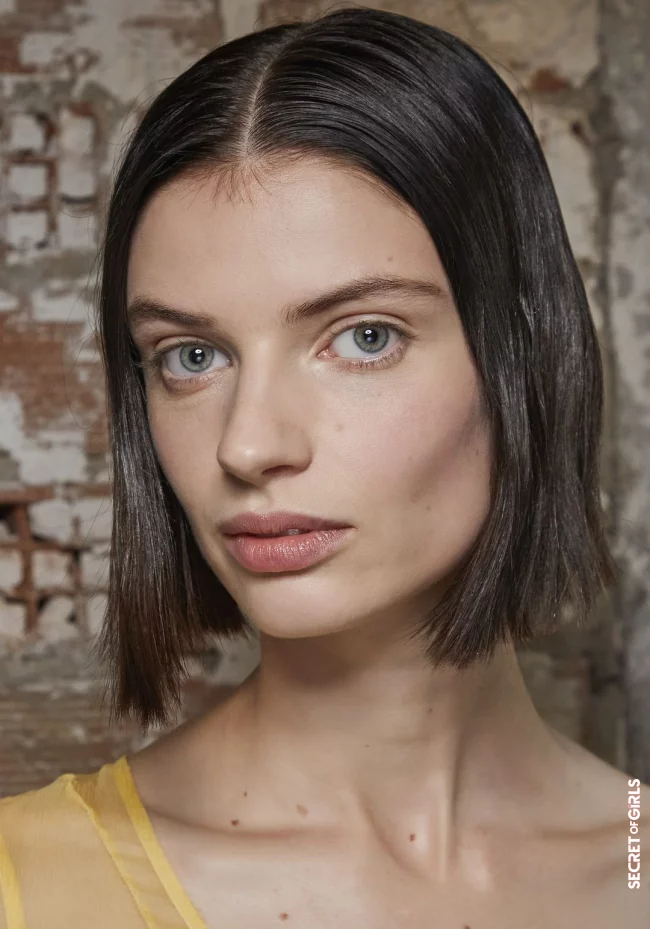 Mid-Length Bob is The Bob Hairstyle for When You can't Decide