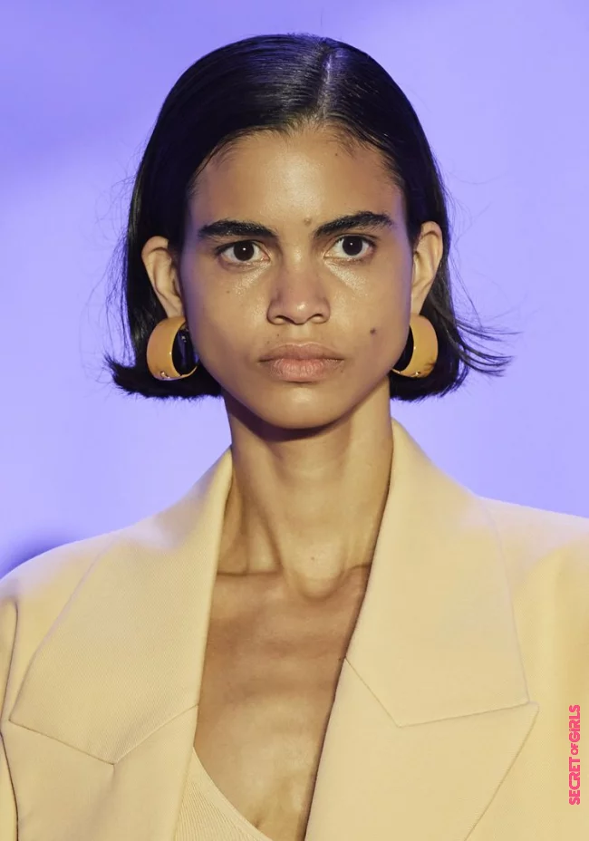 Who does the mid-length bob look like in spring 2022? | Mid-Length Bob is The Bob Hairstyle for When You can't Decide