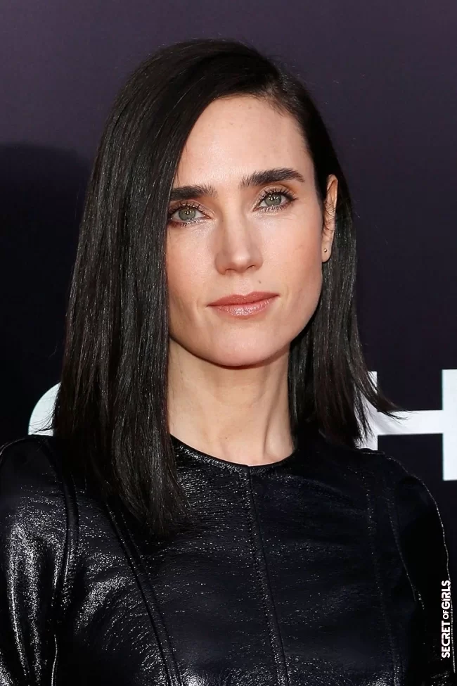 A classic haircut by Jennifer Connelly | 12 classic hairstyles that are timeless: Angelina Jolie, Jennifer Lopez, Victoria Beckham & Co.