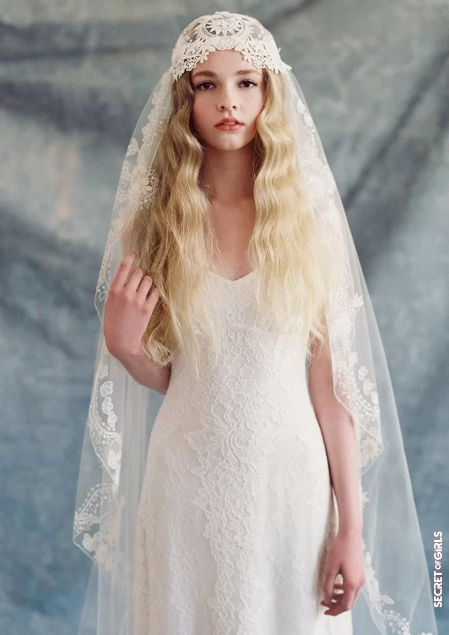 A retro lace veil | Wedding Hairstyle: These Accessories Spotted On Pinterest Will Pimp Your Hair