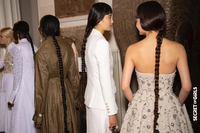 Elegant and graceful: the long braided ponytail | Hairstyle Trend 2022: Braided Braids Wrap Around Your Finger