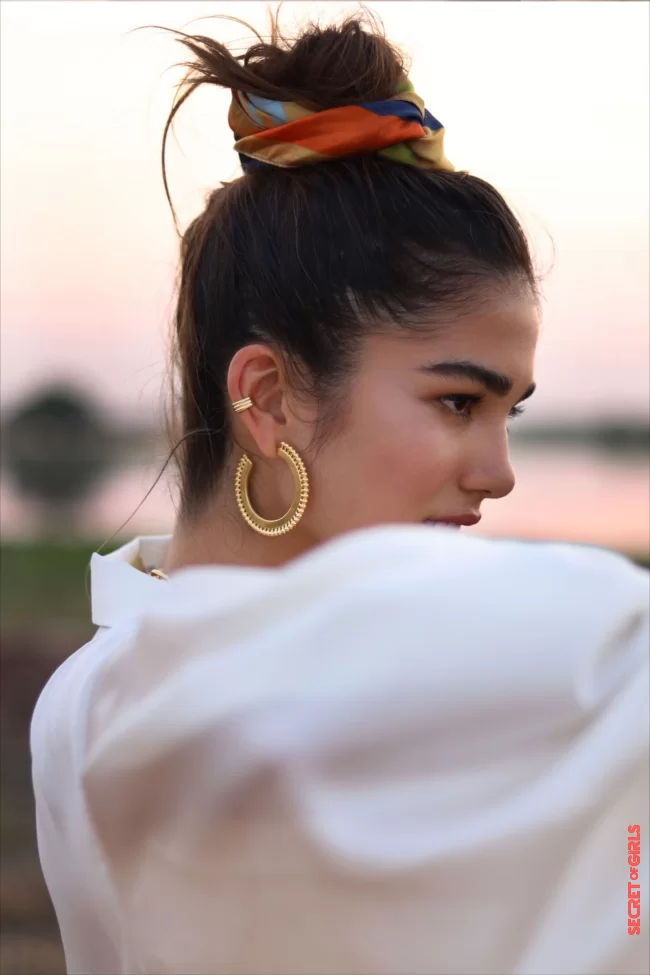 A high bun | 9 Hairstyles Spotted On Pinterest To Free Our Necks On Sunny Days