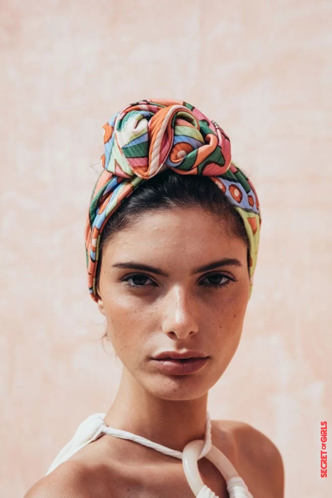 A turban | 9 Hairstyles Spotted On Pinterest To Free Our Necks On Sunny Days
