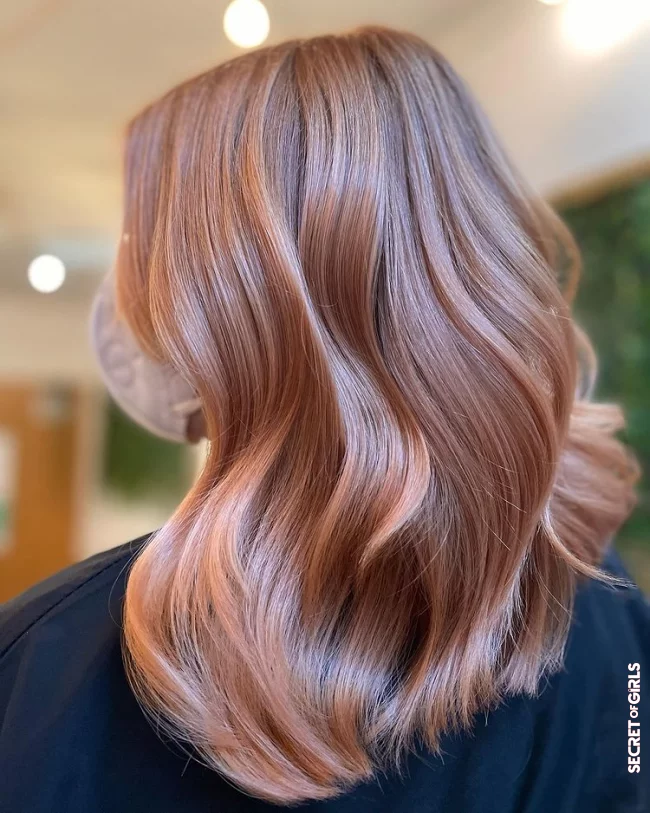 What does the spring peach hair color trend look like in spring 2022? | Copper Kisses Peach: Spring Peach is New Hair Color Trend for Spring 2022