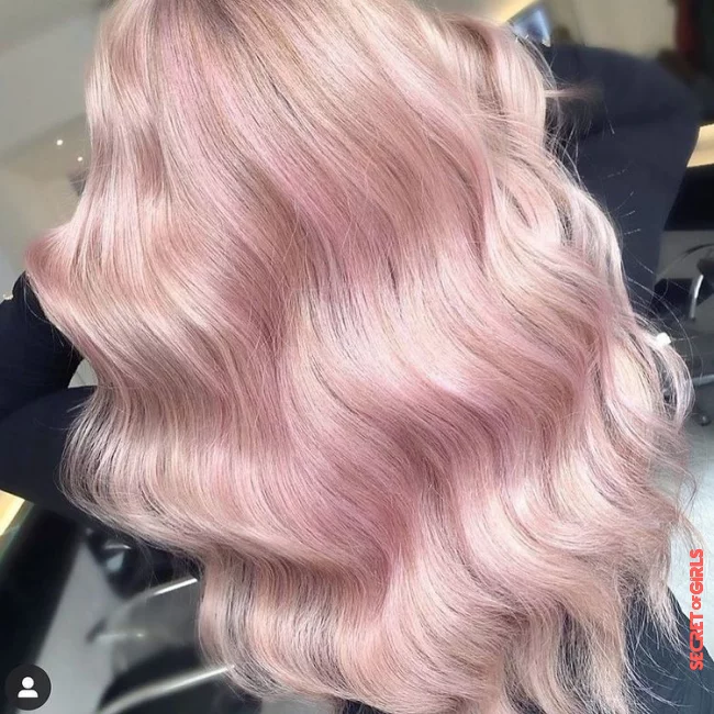 4th hairstyle trend for spring 2022: Strawberry blonde | These are The 4 Most Beautiful Hair Colors for Spring - from Blonde to Brunette
