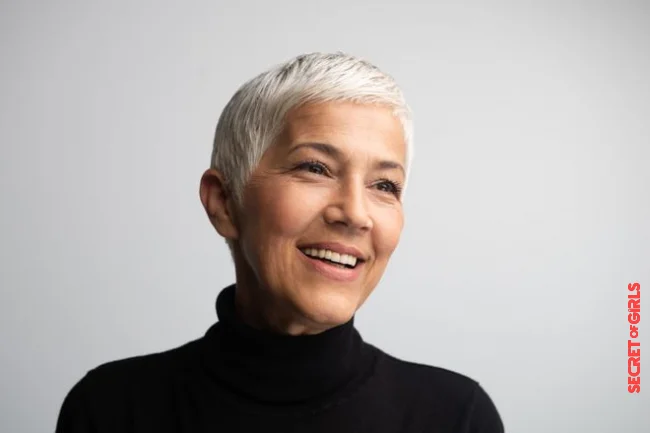 Short gray haircut idea for women after 60 | Gray Hair: Best Ideas For Haircuts After 60