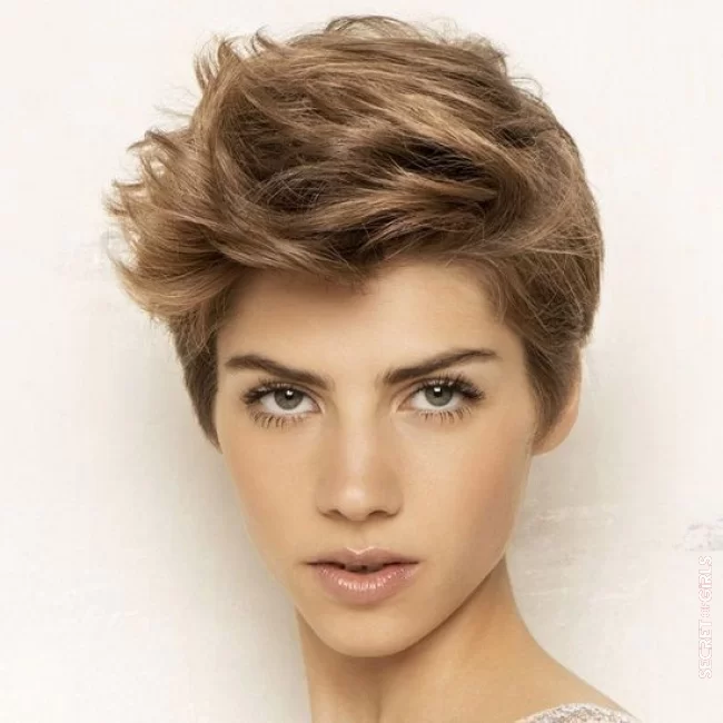 Short rock by Fabio Salsa | 50 hairstyle trends for spring-summer 2021