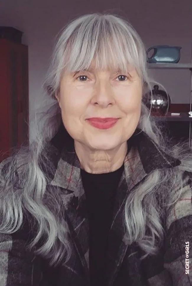 Long hair with thin bangs | Here Is The Proof That Long Hair Can Even Be Worn At 40!