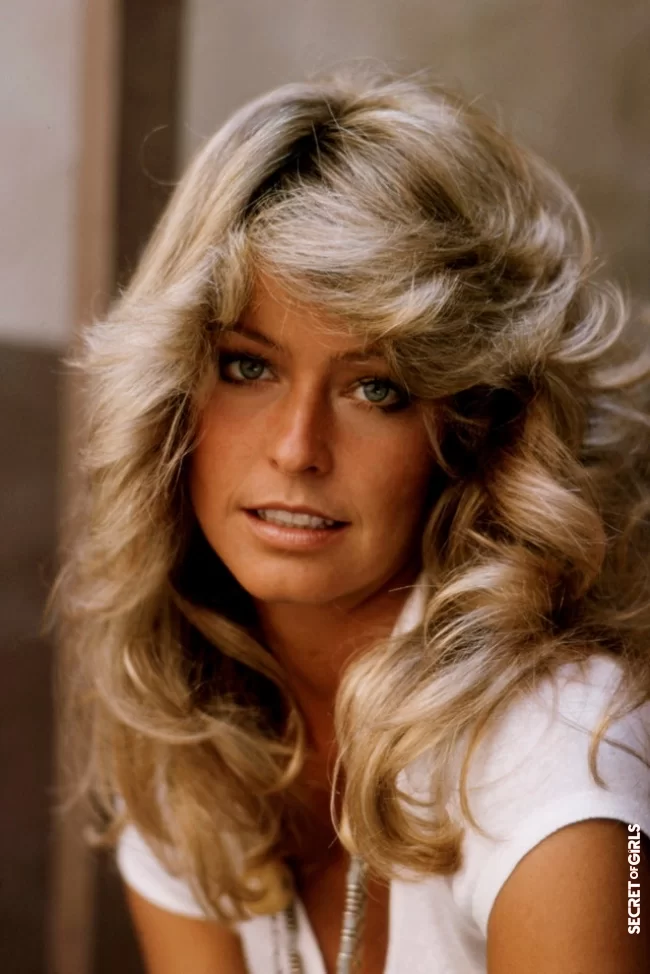Our role models for the 70s hairstyle: by Farrah Fawcett | 70s hairstyle: That's why the "waft fringe" is the new pony trend for 2023