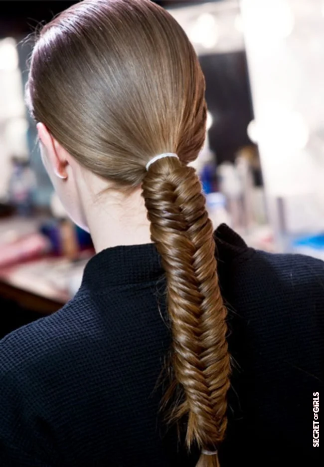 Herringbone ponytail | 50 Stunning Hairstyles for Thick Hair