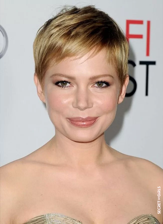 Michelle Williams short hair | Before and after hairstyle for stars: How hair changes type?