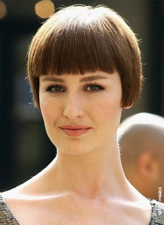 Erin O'Connor Bob | Before and after hairstyle for stars: How hair changes type?