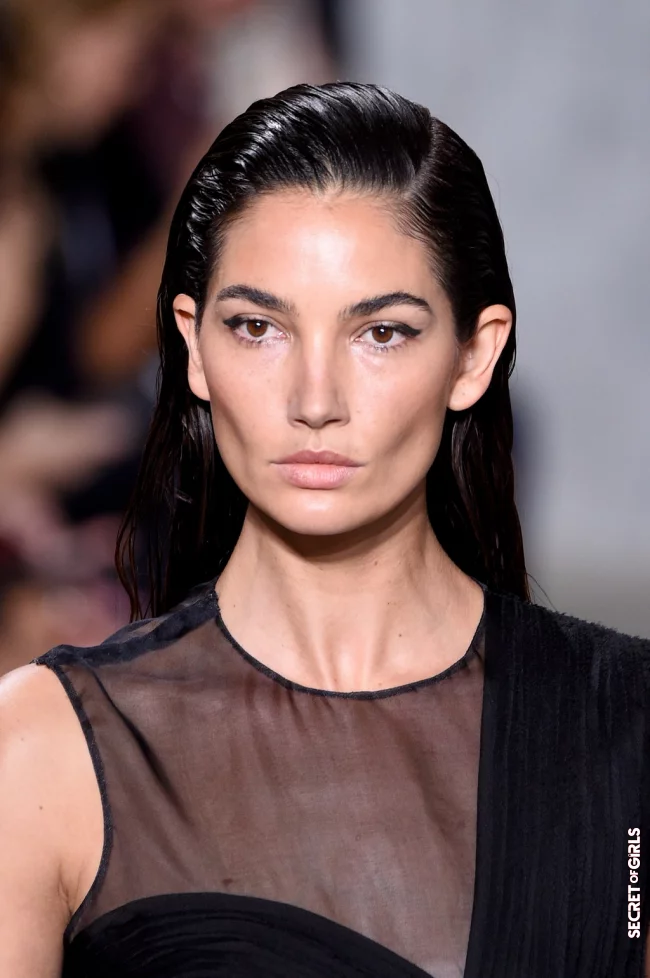 Model Lily Aldridge with sleek hair at the Jason Wu show at New York Fashion Week. | Hairstyle Trend: Fascinating Slick Look and Wet Hair Look