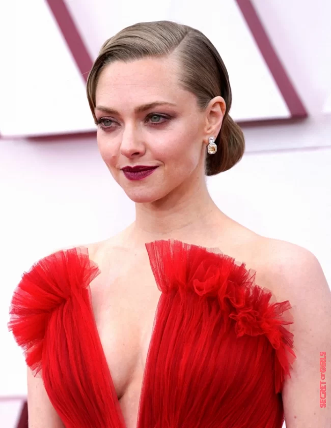 Amanda Seyfried's wet, plated, and side-hair bun | Oscars 2023: Halle Berry, Margot Robbie... 20 Most Beautiful Hairstyles Of The Stars