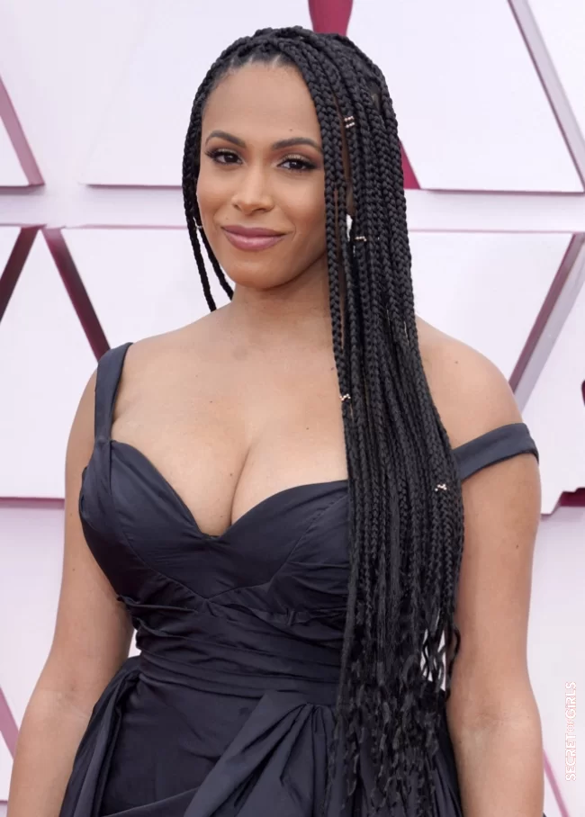 Nicolette Robinson's long braids | Oscars 2021: Halle Berry, Margot Robbie... 20 Most Beautiful Hairstyles Of The Stars