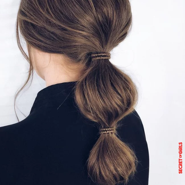 2. Bubble Ponytail | Wedding 2022: 5 Quick and Easy Hairstyles for Wedding Guests