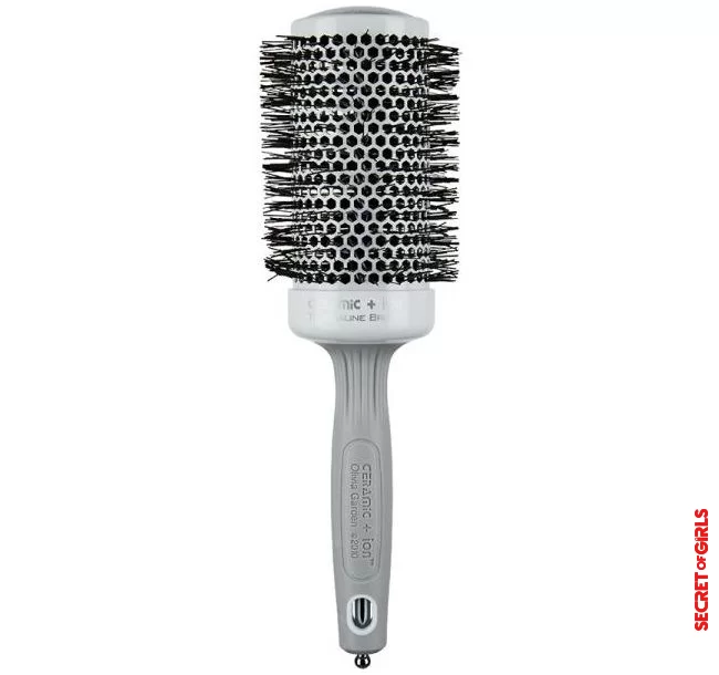 2. Normal hair, medium to long: round thermal brush | Plate Hair? This Is The Right Volume Brush For Your Hair Type