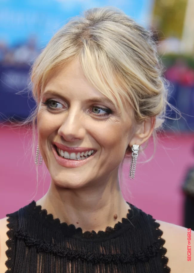 M&eacute;lanie Laurent's blond | What If We Dared To Go Platinum Blonde Hairstyles Like The Celebrities?