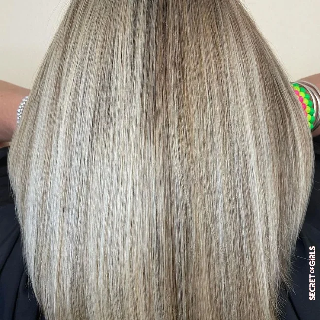 How the ash gray hair color can be worn? | Favorite Hair Color: Women Over 40 Want This Shade Of Gray In Autumn