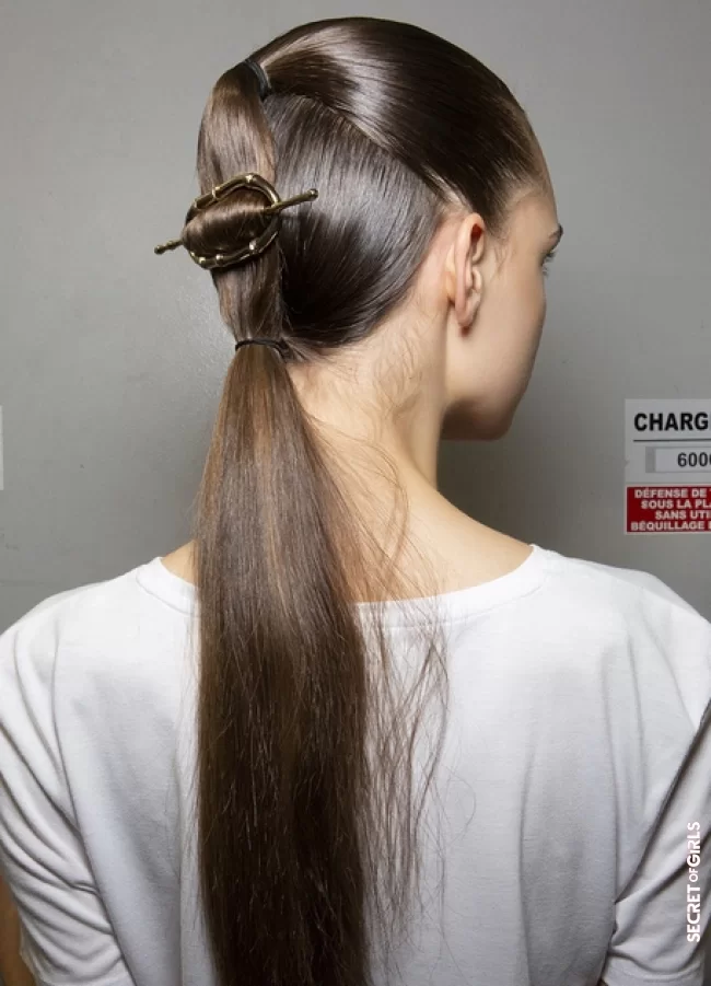 5. Sleek ponytail | 7 Hairstyle Trends for Summer 2023