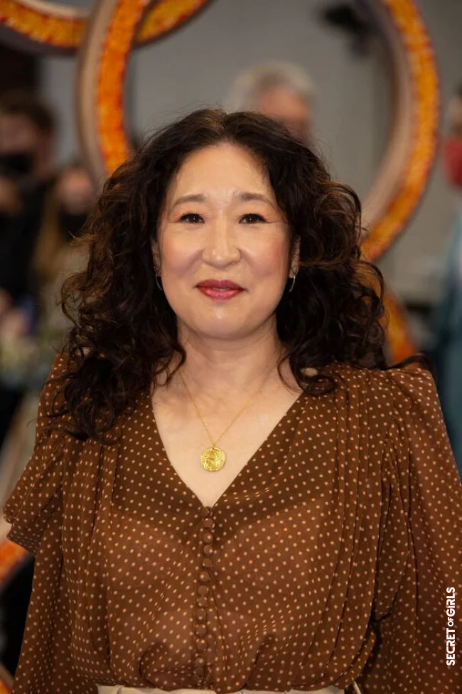 Sandra Oh | Long Hair Over 50: Here Are The Most Beautiful Celebrity Hairstyles To Be Inspired By!