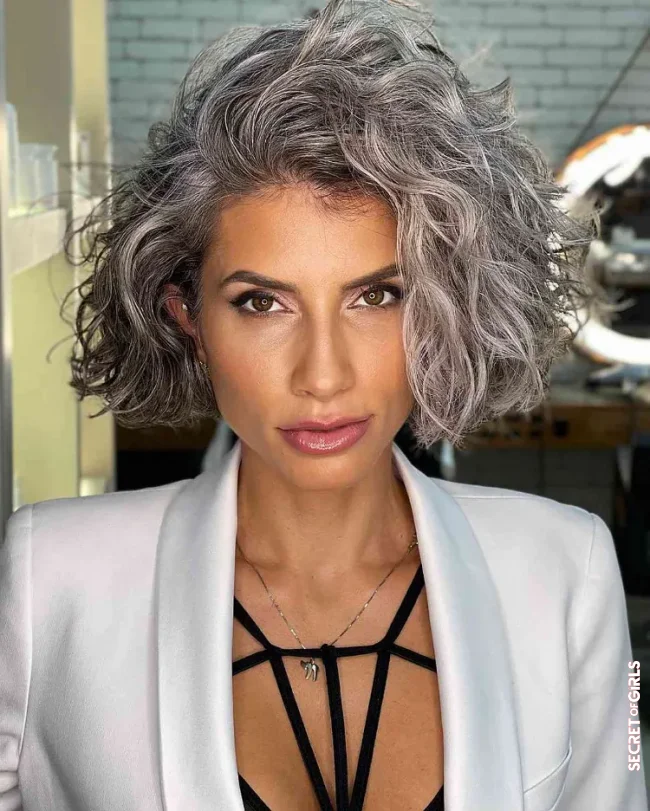 Spice up the hairstyle with strands and highlights | Bob for Gray Hair is Ultimate Short Hairstyle to Show Off Your Silver Mane!