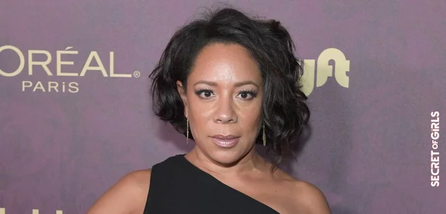 Selenis Leyva's Messy Bob | Short Hair with Curls: These are The Coolest Curly Looks for Women