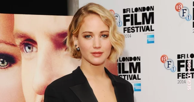 Jennifer Lawrence Wavy Bob | Short Hair with Curls: These are The Coolest Curly Looks for Women