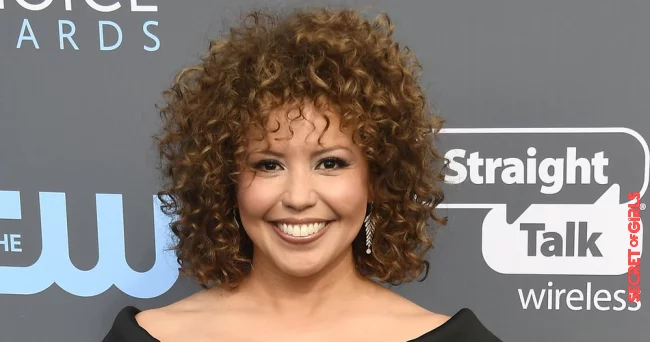Justina Machado's chin-length locks | Short Hair with Curls: These are The Coolest Curly Looks for Women