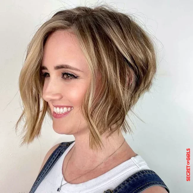 The A-line bob can also be cut chin-length and layered | Chin-Length Choppy Bob is One of The Coolest Hairstyles for Spring 2022
