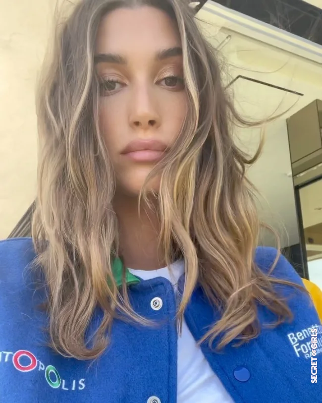Hailey Bieber: Her New Hair Color Is The Perfect Chocolate Shade For Autumn