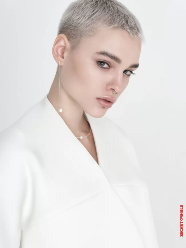 Modern short hairstyle | Short Hairstyles 2021: Short Hair From Cheeky To Elegant