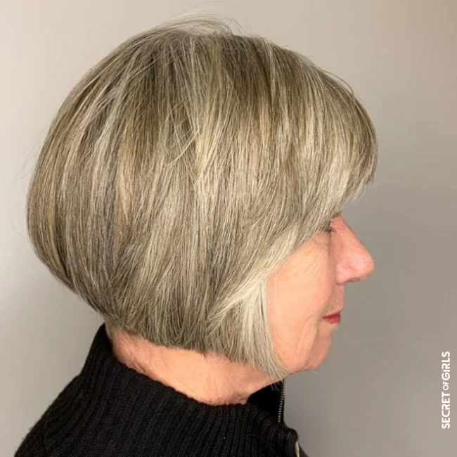 These sunny blonde locks help to blend the natural grays that dot the cut | Most Beautiful Shades Of Coloring For Gray Hair