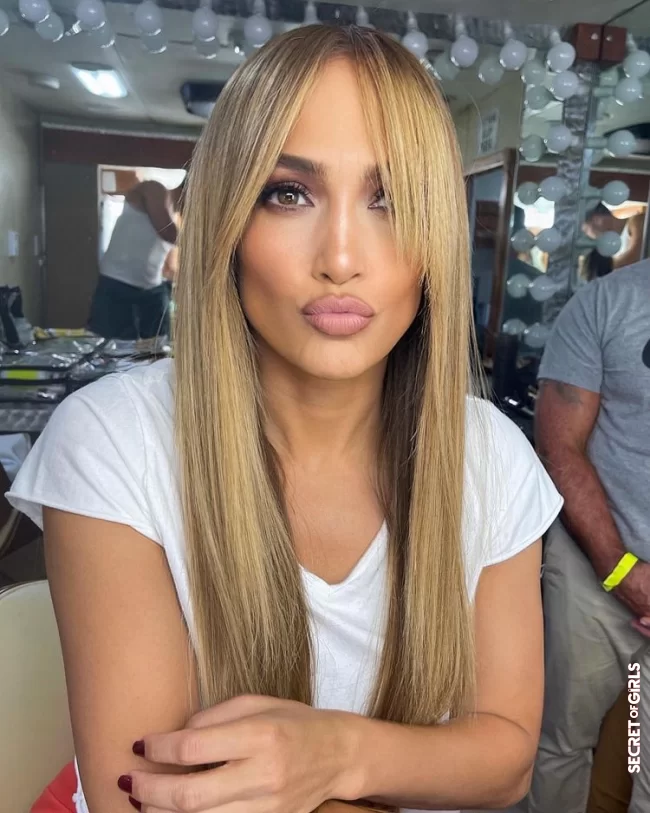 Hairstyle News: Jennifer Lopez (J.Lo) Is Now Wearing The Trend Pony Of The Summer