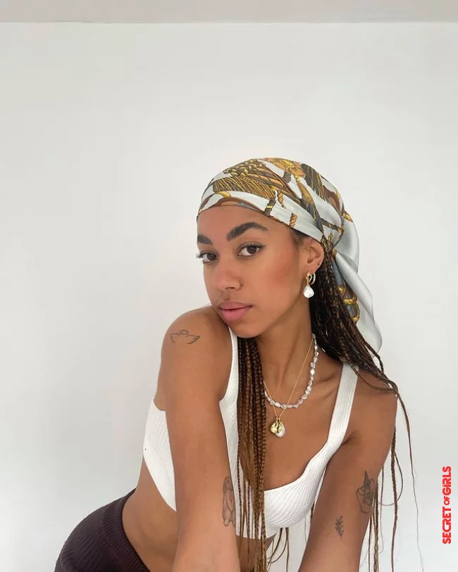 How to tie a bandana in a pirate look? | Bandanas with A Pirate Look: The Coolest Hair Trend for Summer!