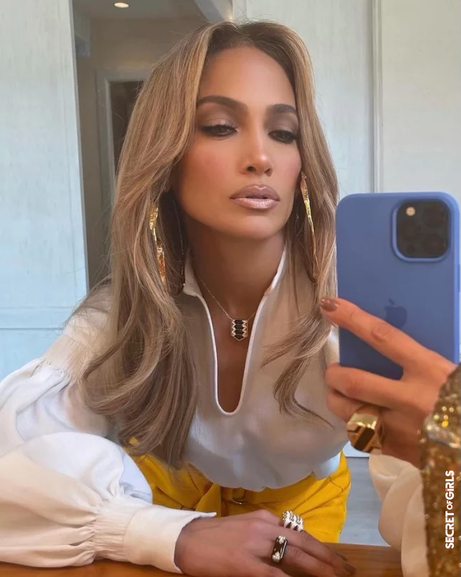 Like Jennifer Lopez: In 2022 everyone wants this trend hairstyle for long hair | In 2023 Everyone Wants Butterfly Haircut Like Jennifer Lopez