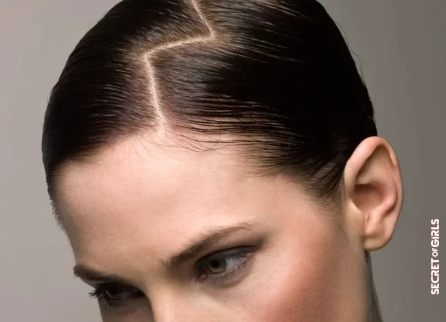 90s Trend: Is The Zigzag Parting Back?
