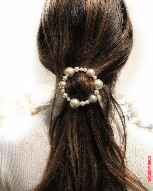 Hair clips | Hairstyle Trend In Autumn 2023: 3 Hair Accessories For A Lasting Summer Feeling