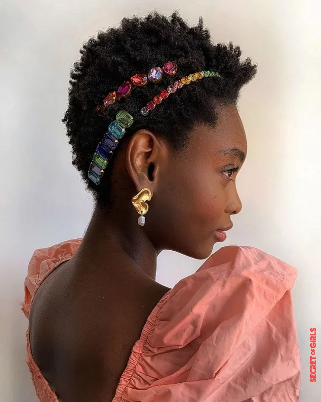 Hairstyle trend in autumn 2021: Hair accessories are reminiscent of summer | Hairstyle Trend In Autumn 2021: 3 Hair Accessories For A Lasting Summer Feeling