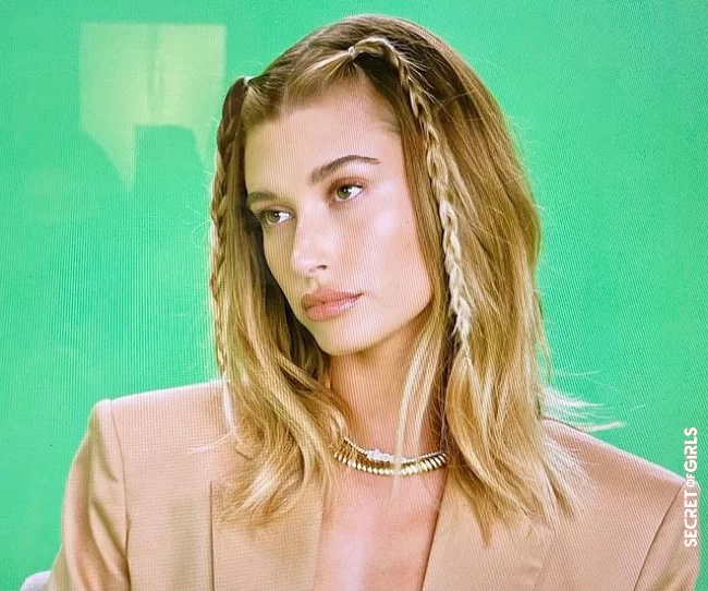 Homage to the 90s: Hailey Bieber frames her face with two plaits | This Trend Hairstyle From The 90s Is Now Totally Popular With The Stars Again