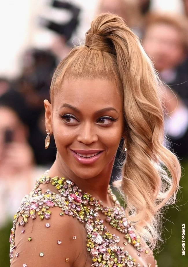Very high ponytail | Beyonce's most beautiful hairstyles