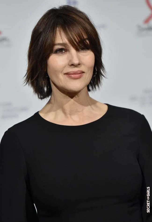 Monica Bellucci's short tapered and fringed bob | Most Beautiful Hairstyles To Adopt At 50