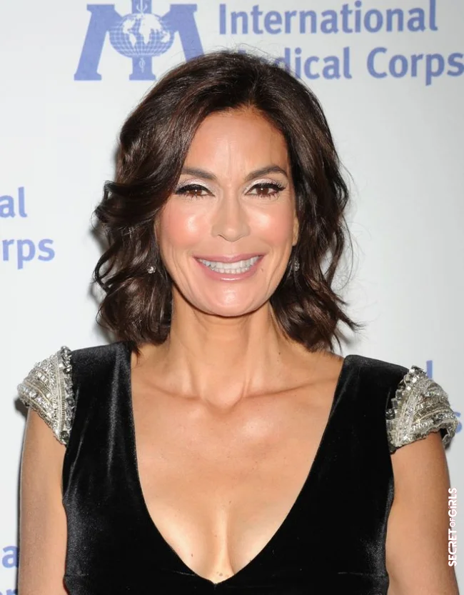 Teri Hatcher's mid-length bob | Most Beautiful Hairstyles To Adopt At 50
