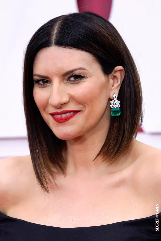 "Posh Bob" Is back! Laura Pausini Wears The Iconic 2000 Hairstyle At The Oscars