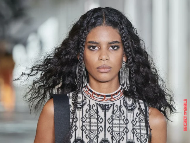 Straight from the runway: The hairstyle trend around braided strands will also be evident at Etro and Co. in autumn 2021. | Tangled Affair: Braided Strands Are The Hairstyle Trend In Autumn