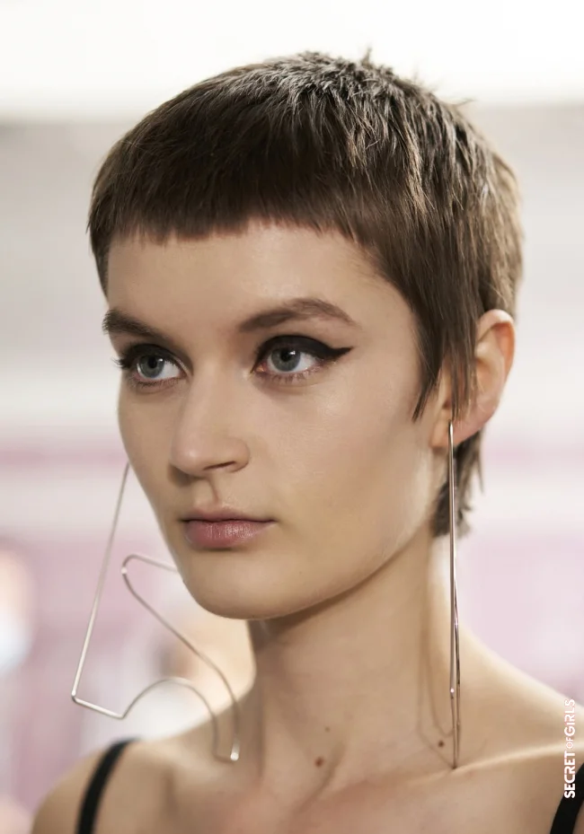 1. Blunt fringe in short hairstyles | Blunt Fringe: The Hairstyle Trend For Winter 2023 Is Celebrating Accurately Cut Fringes