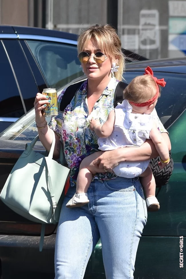 Actress and singer Hilary Duff snapped up for 70s pony this summer | Like Lily-Rose Depp, Sophie Marceau And Penelope Cruz, Put Yourself In The Curtain Pony..