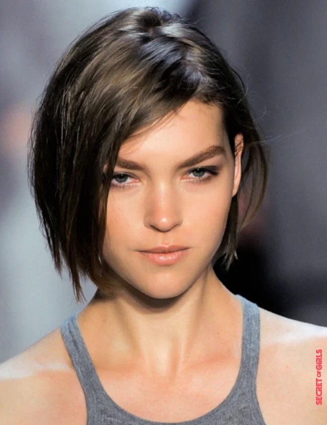 A plunging square | Thin Hair: These Haircuts Unearthed On Pinterest Will Enhance Them